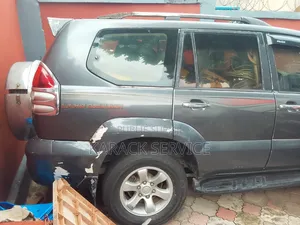 Toyota Land Cruiser Prado 2015 Noir