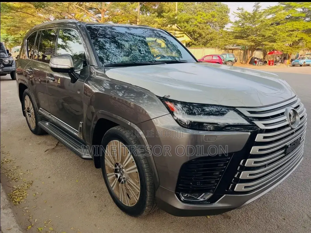 Nouveau Lexus LX 500d 2026 Gris