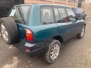 Toyota RAV4 2016 Vert