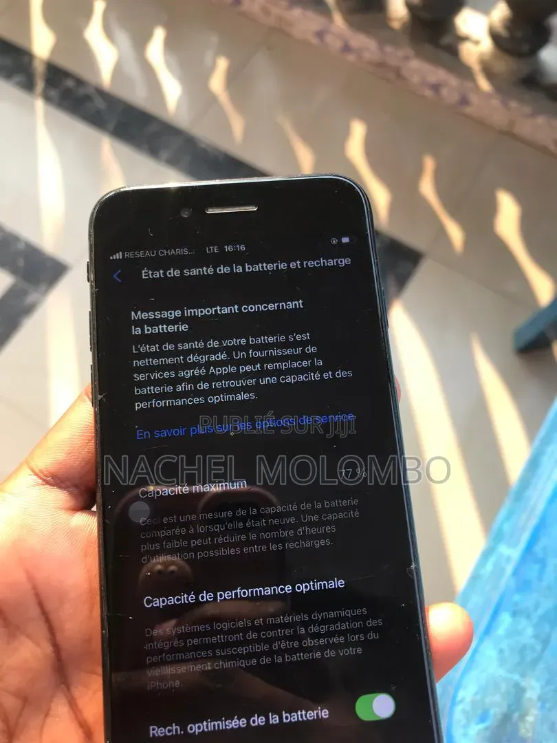 Apple iPhone SE 64 GB Noir