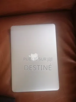Ordinateur portable Apple MacBook Air 2GB Intel Core 2 Duo SSD 256GB