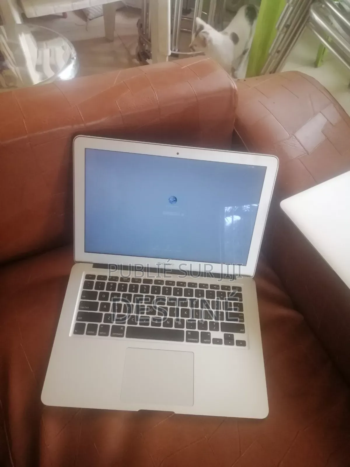 Ordinateur portable Apple MacBook Air 2GB Intel Core 2 Duo SSD 256GB