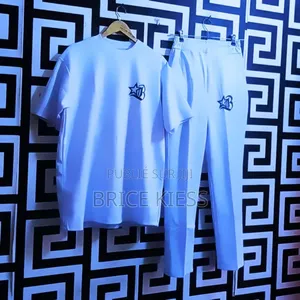 Vêtements De Qualité Supérieure