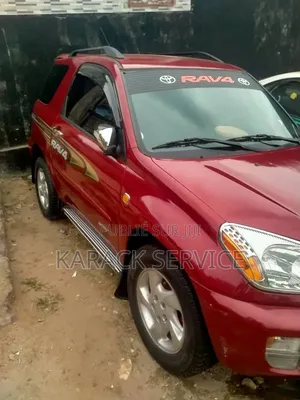 Toyota RAV4 2017 Rouge