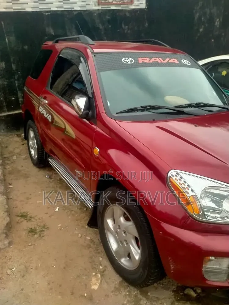 Toyota RAV4 2017 Rouge