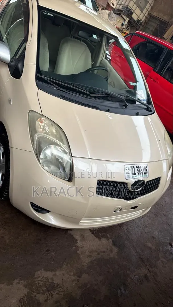 Toyota Yaris 2022 Blanc