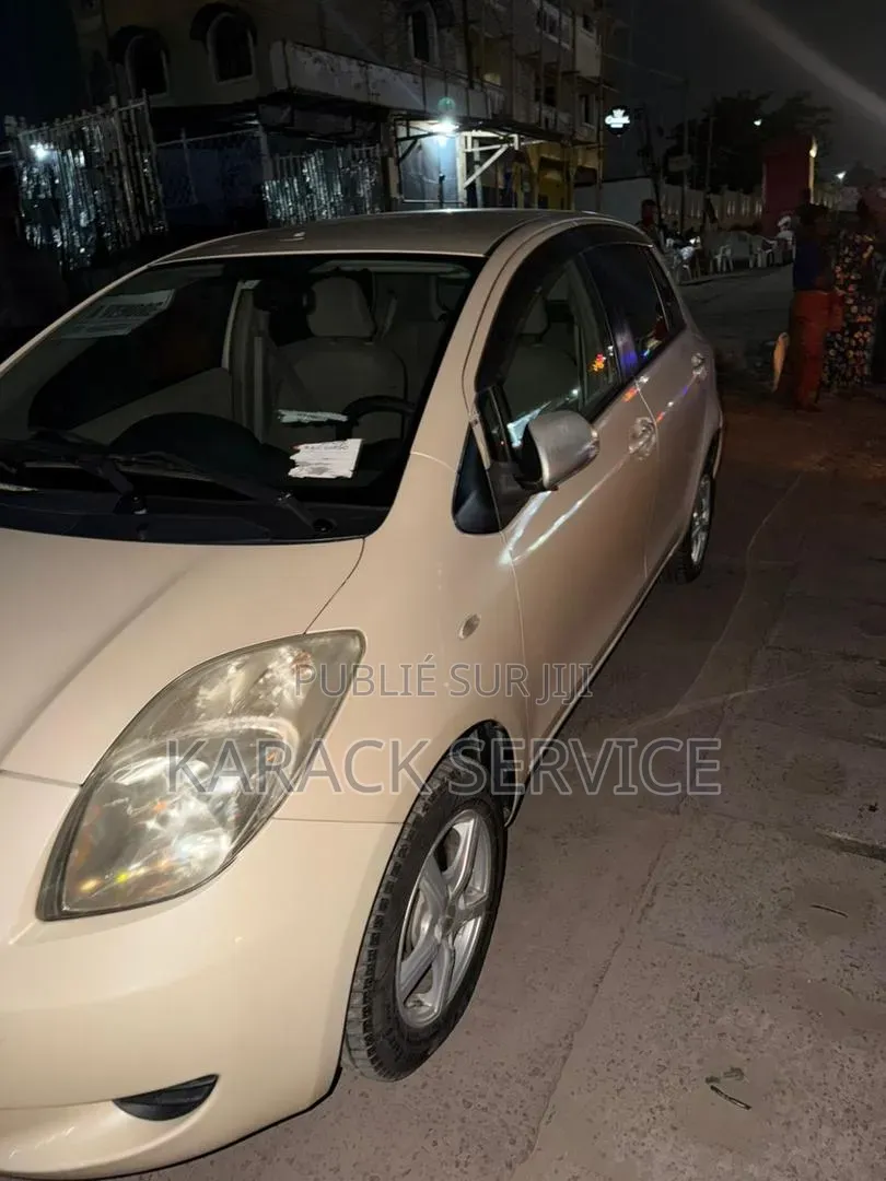 Toyota Yaris 2022 Blanc