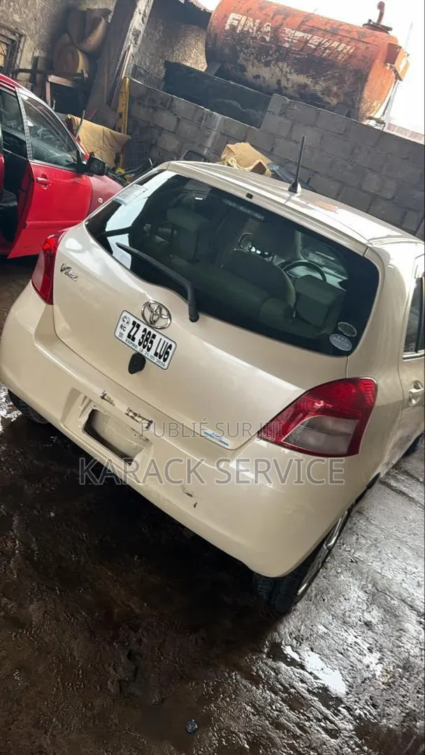Toyota Yaris 2022 Blanc