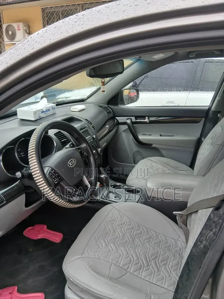 Kia Sorento 2023 Gris