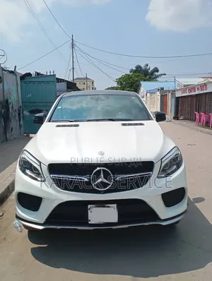 Mercedes-Benz GLE-Class 2024 Blanc