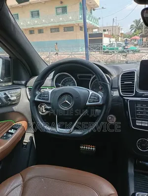 Mercedes-Benz GLE-Class 2024 Blanc