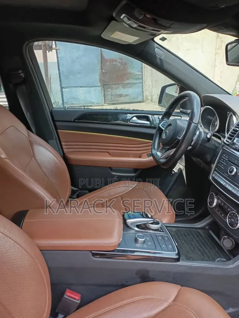 Mercedes-Benz GLE-Class 2024 Blanc