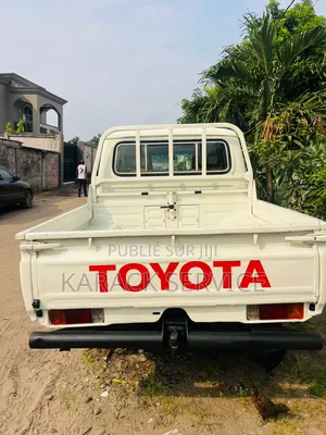 Toyota Land Cruiser 2021 Blanc