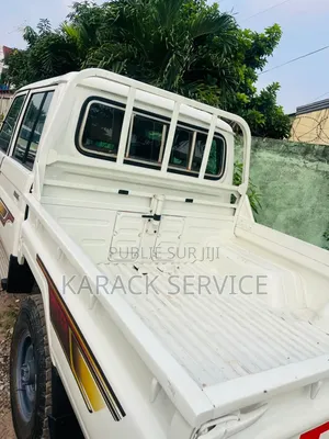 Toyota Land Cruiser 2021 Blanc