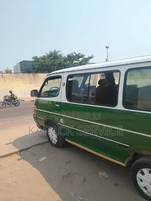 Toyota HiAce 2019 Vert