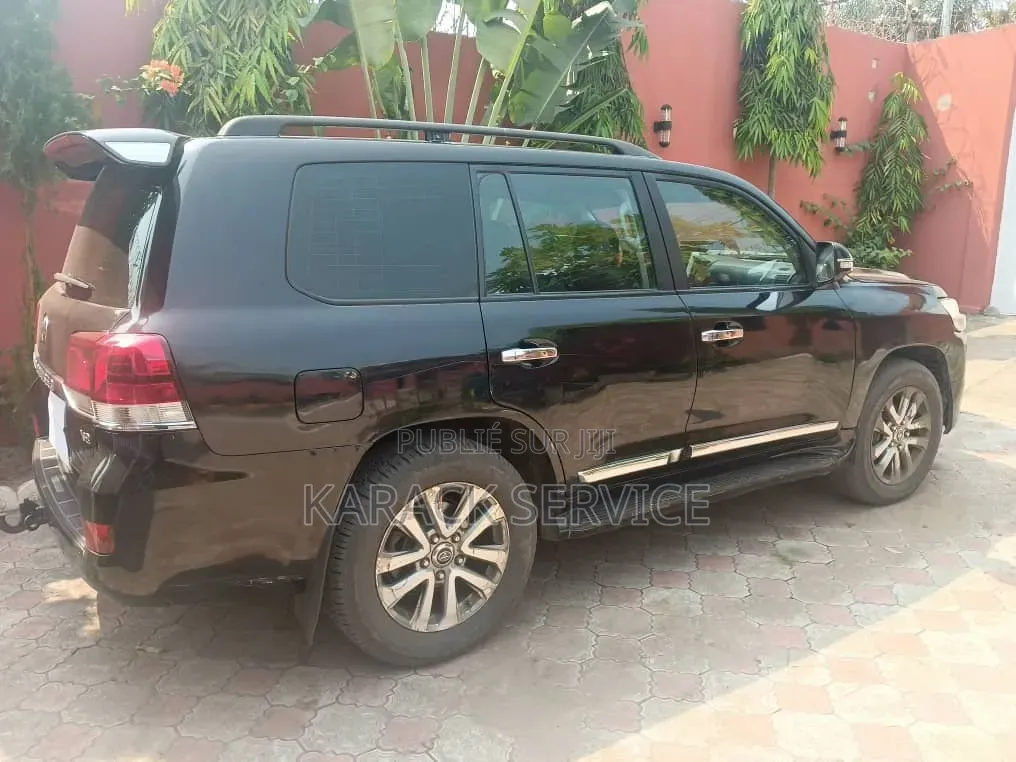 Toyota Land Cruiser Prado 2023 Noir