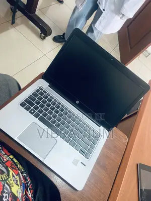 HP EliteBook Folio 1040 G2 4GB Intel Core i7 SSD 256GB
