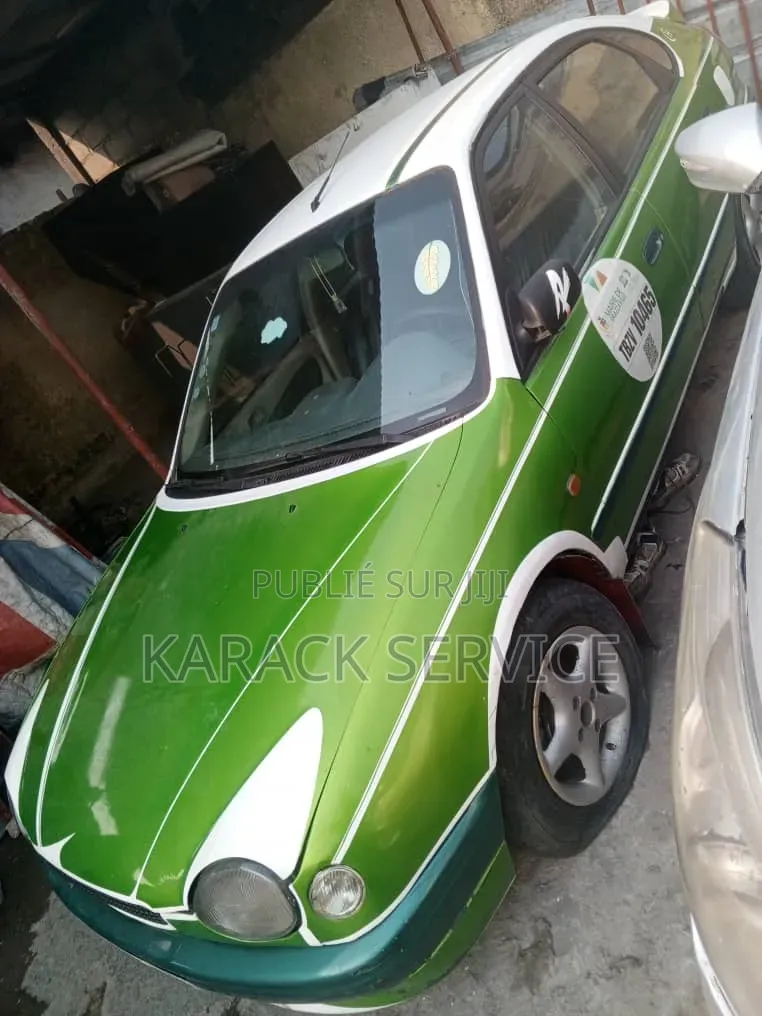 Toyota Corolla 2021 Vert