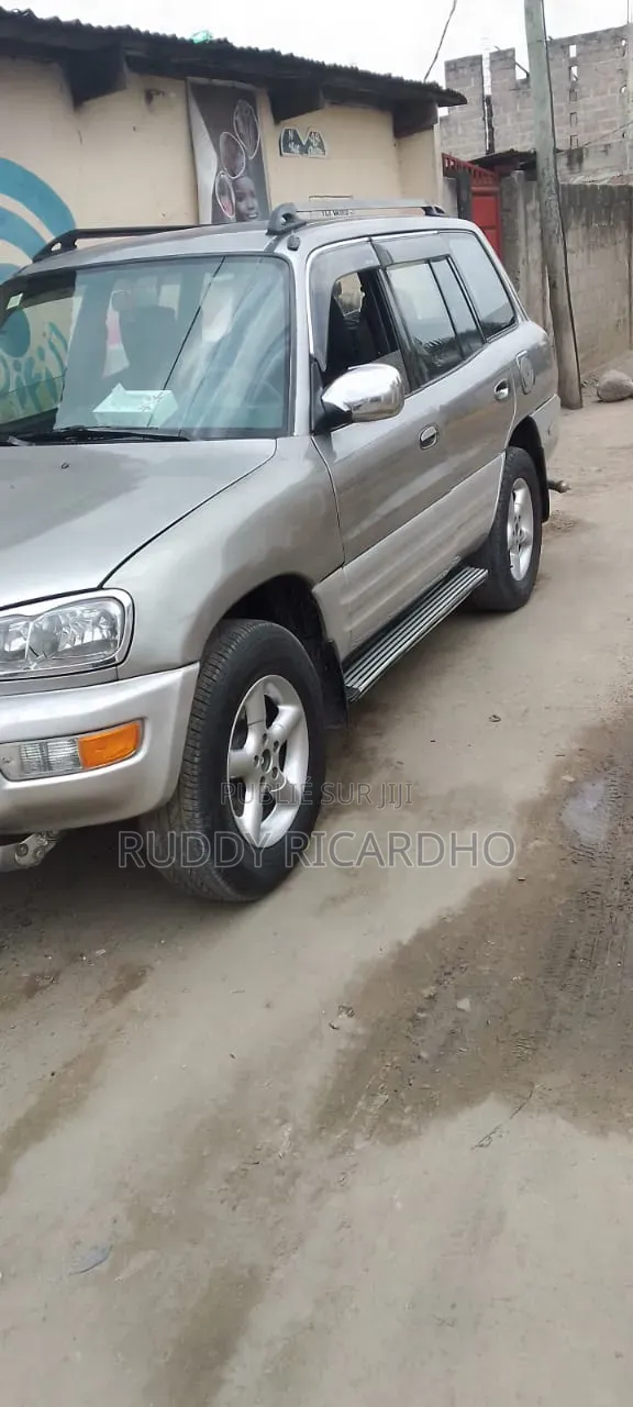 Toyota RAV4 Automatic 2000 Autre