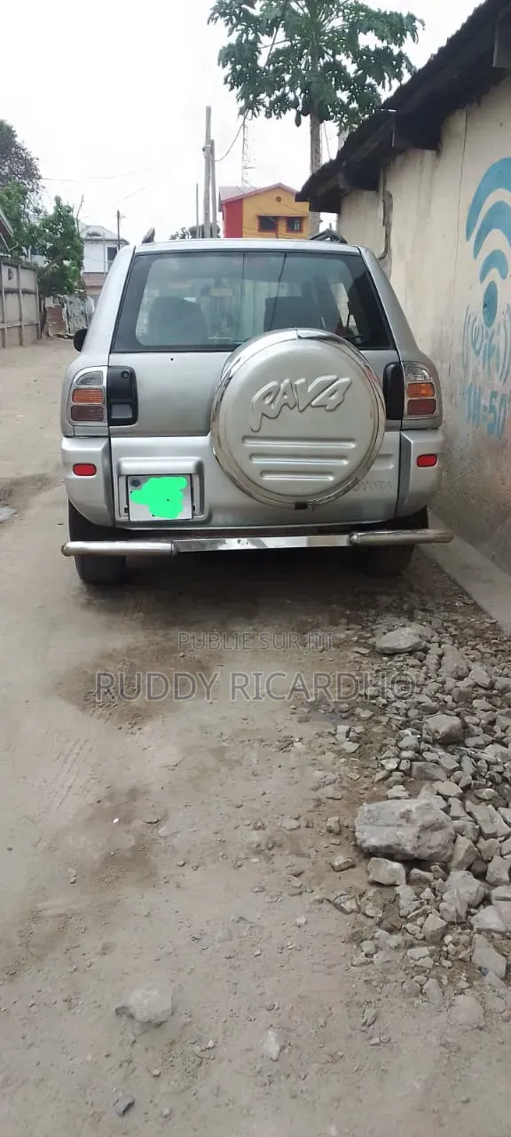 Toyota RAV4 Automatic 2000 Autre