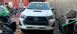 Toyota Hilux 2020 Blanc