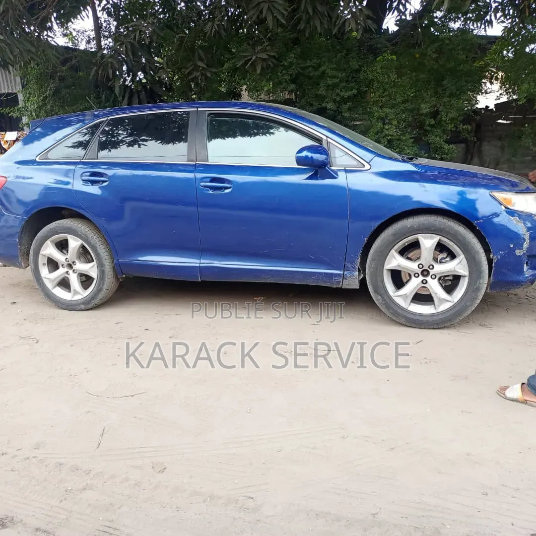 Toyota Venza 2022 Bleu