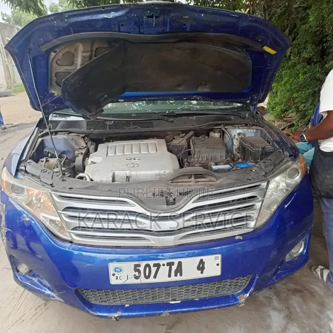 Toyota Venza 2022 Bleu