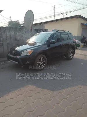 Toyota RAV4 2022 Noir