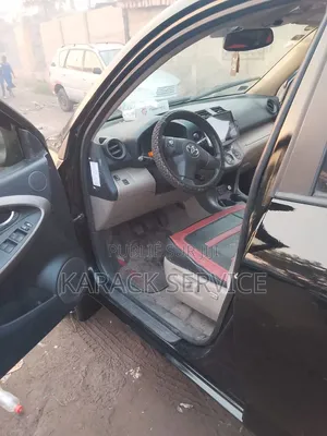 Toyota RAV4 2022 Noir