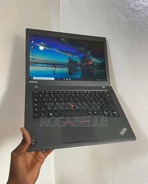 Ordinateur portable Lenovo A10 8GB Intel Core i5 HDD 500GB