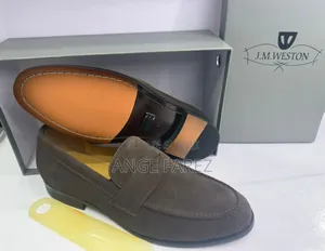 Chaussures Basses