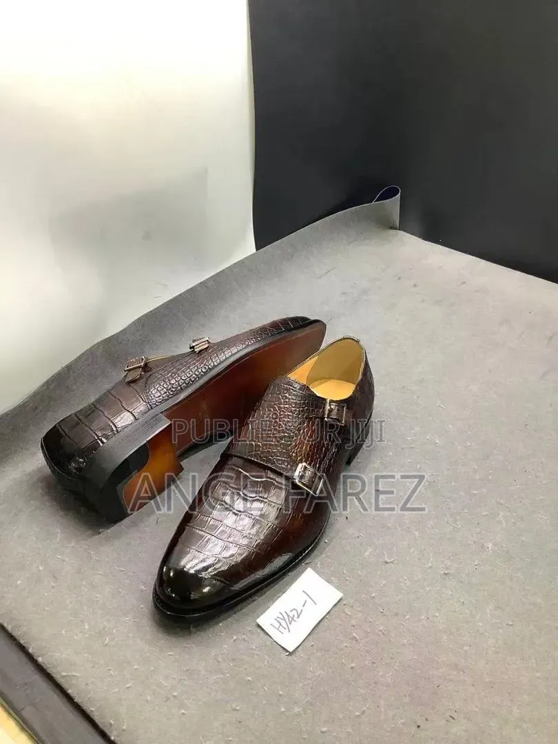 Chaussures Vernisée Boucle