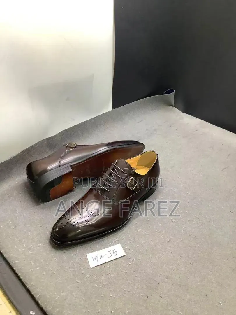 Chaussures Vernisée Boucle