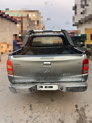 Mitsubishi L200 2023 Noir