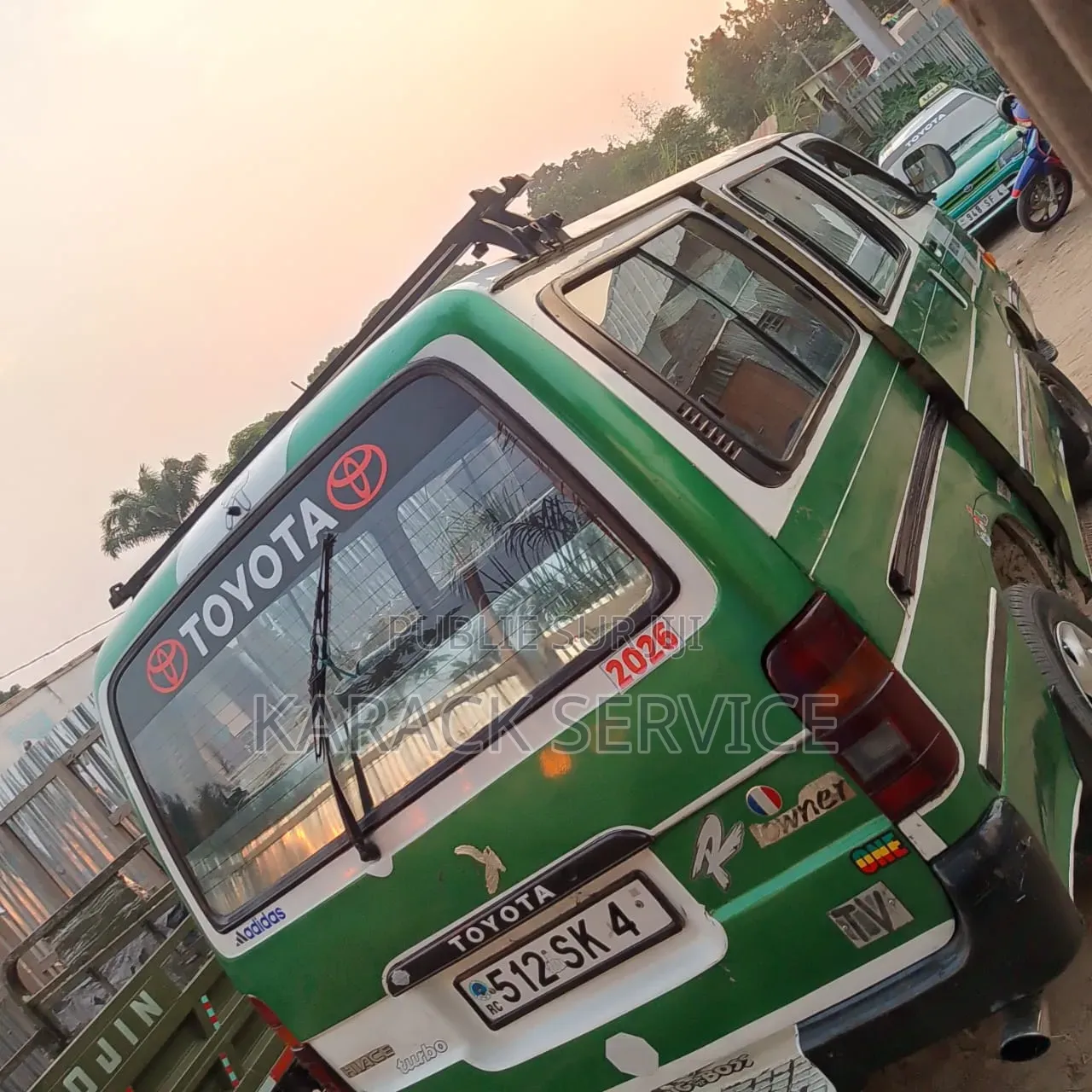 Toyota HiAce 2018 Vert