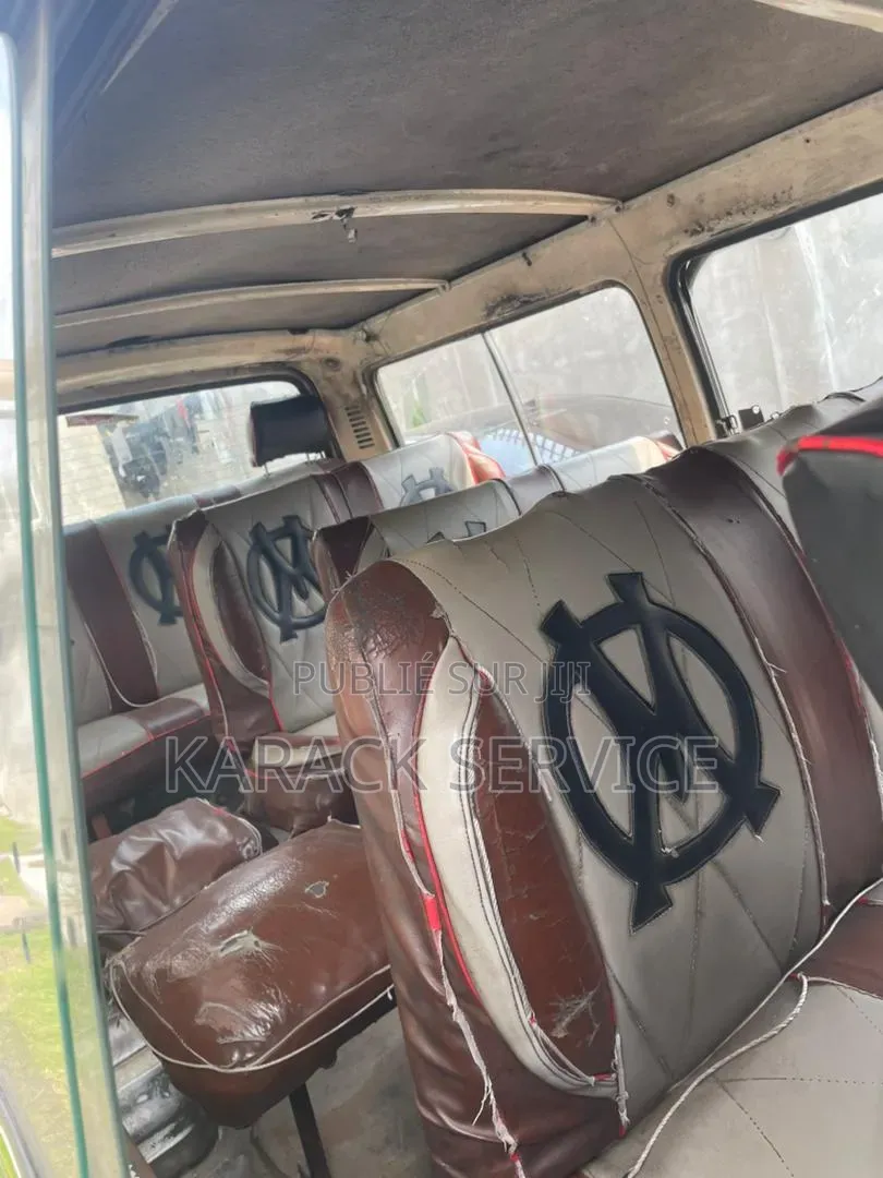 Toyota HiAce 2018 Vert
