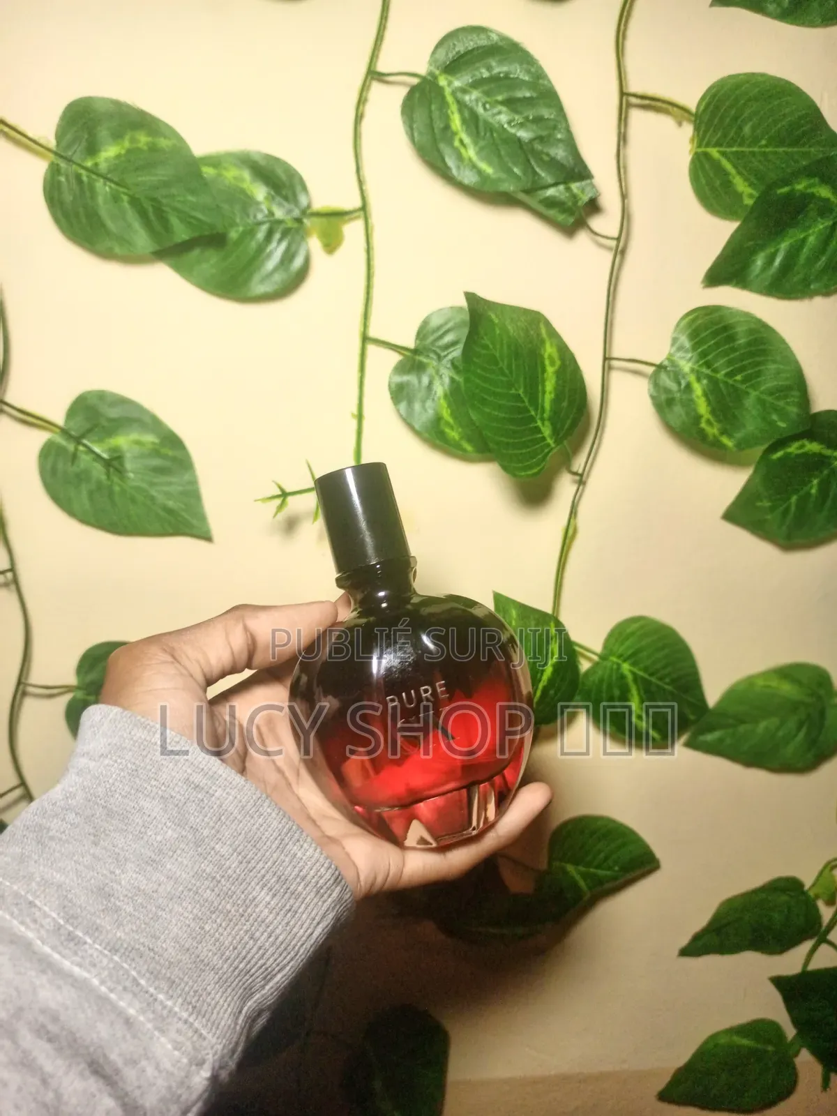 Parfum Mixe Homme Et Femme Une Senteur Attirante