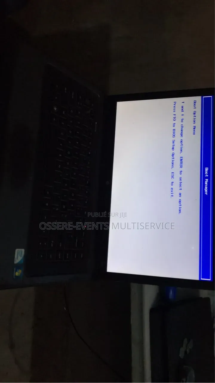 HP Compaq Presario 2500 4GB Intel Core i7 HDD+SSD 500GB