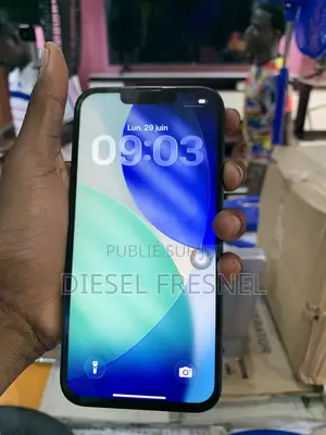 Nouveau Apple iPhone 13 128 GB Bleu