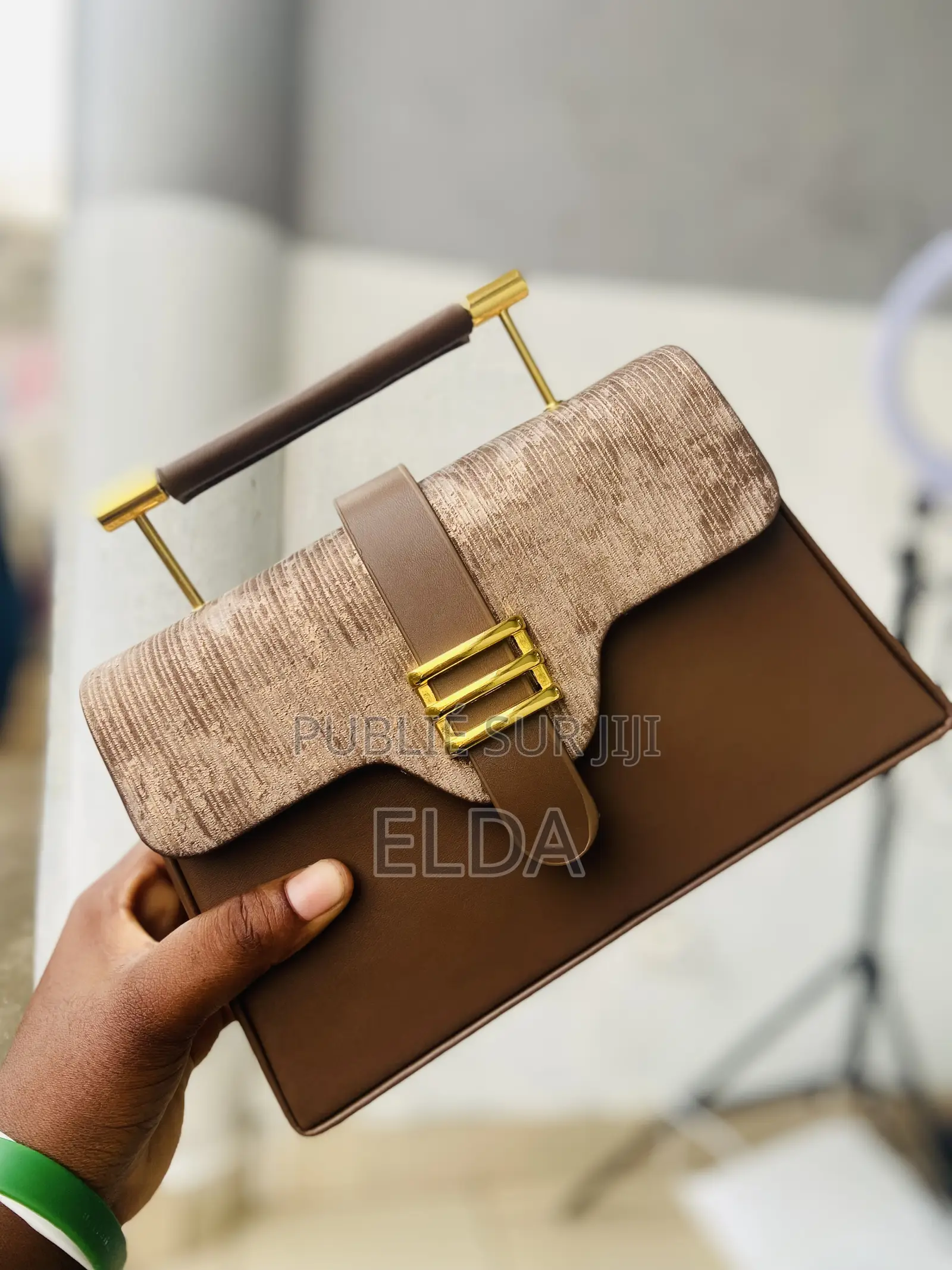 Sac À Main Tendance Et Élégant Pour Femme