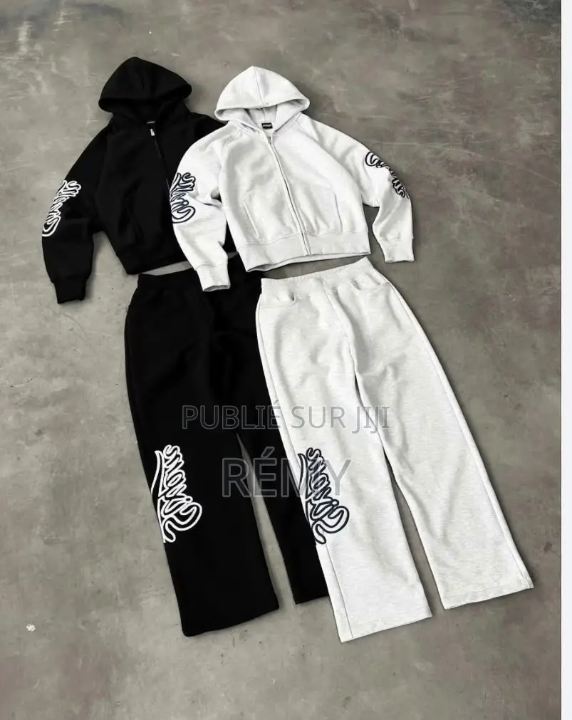 Complet Disponible