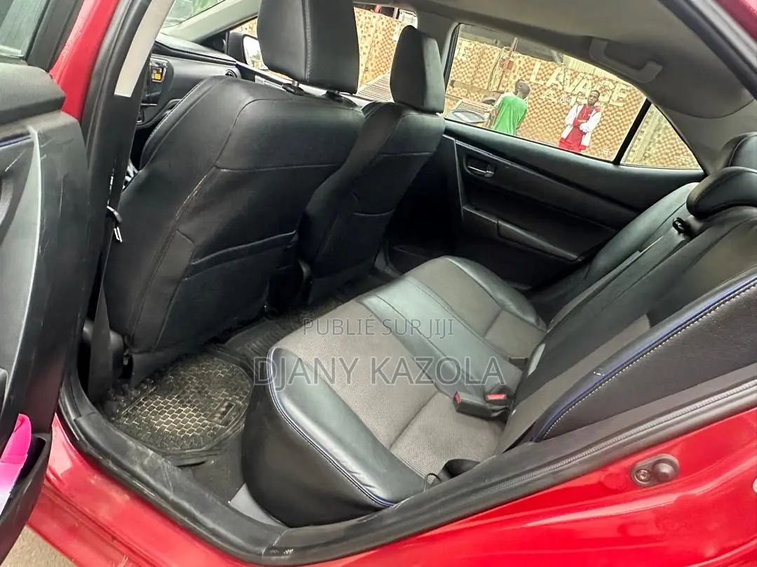 Toyota Corolla 2016 Rouge