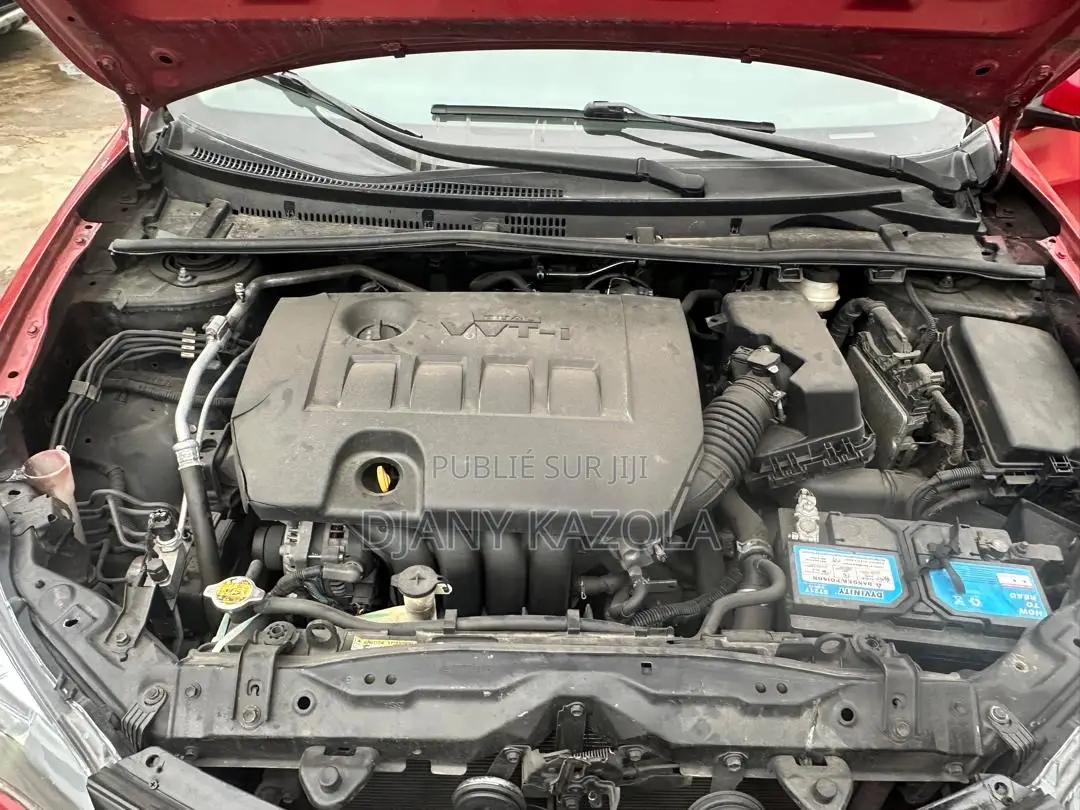 Toyota Corolla 2016 Rouge