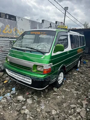 Toyota HiAce 2020 Vert