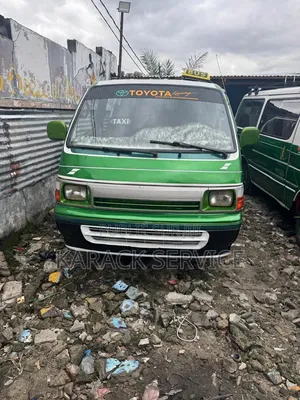 Toyota HiAce 2020 Vert