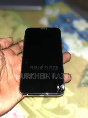 Apple iPhone 11 Pro 64 GB Argenté