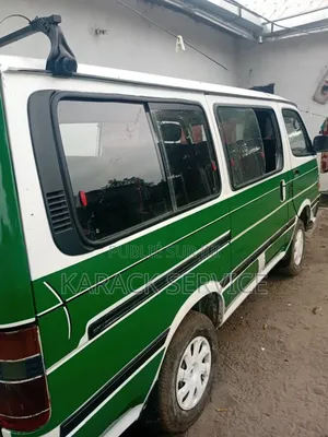 Toyota HiAce 2023 Vert