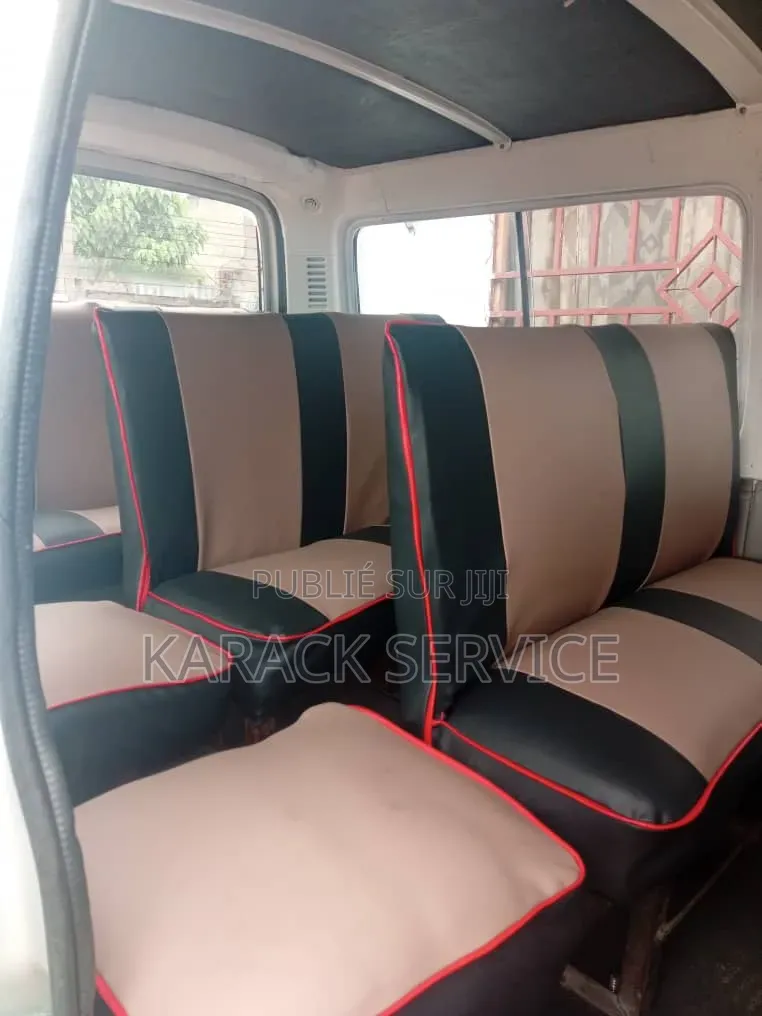 Toyota HiAce 2023 Vert